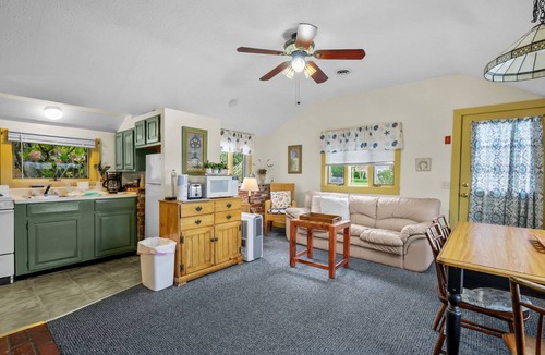 Eastham Cottage | Peaceful Covefront Cottage Retreat in Eastham