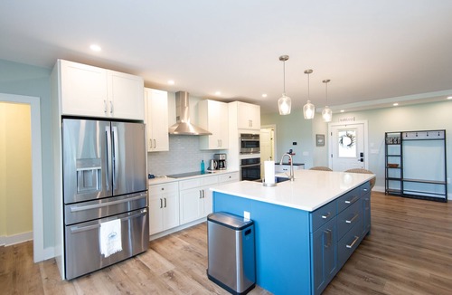 Cambridge House | Peaceful family get away with in ground pool close to town