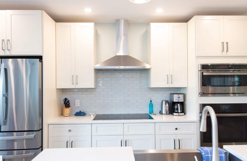Cambridge House | Peaceful family get away with in ground pool close to town