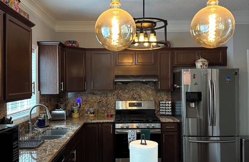 Greensboro House | Peaceful Getaway Minutes from PTI Airport