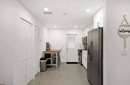 Edgewood Apartment | Peaceful retreat By Dream Vacation