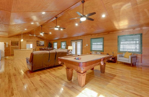 Ware Shoals House | Peaceful staycation River Lodge and 2 cabins