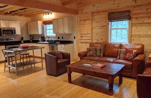 Faber Cabin | Peacefull, private Cabin! 140 acres,mile of river trails! 10 minutes to Rt.151!