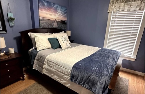 Verona Beach Cottage | Pelican Point with Kayaks, Bikes, and Fire Pit