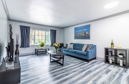 Pembroke Pines Condo | Pembroke Pines 2/2 condo, spacious, fully updated and family-friendly.