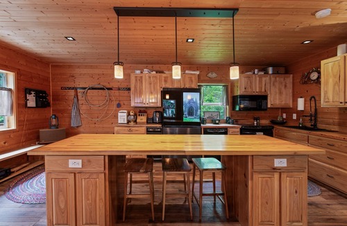 Sagle House | Pend Oreille Escape | Hot Tub, Game Room & Views