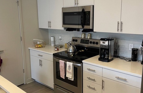 East Avenue Apartment | Pent House In The Neighborhood Of The Arts Overlooking The George Eastman House