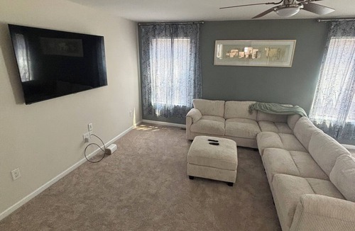 Middletown House | Perfect 3-bedroom townhome in Middletown