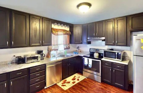East Falmouth House | Perfect For Big Groups & Families/Free Wi-Fi