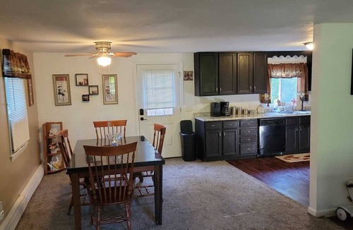 East Falmouth House | Perfect For Big Groups & Families/Free Wi-Fi