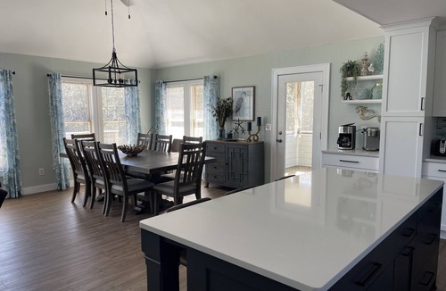 Southern Shores House | Perfect place for a beach getaway - 7 min walk to beach