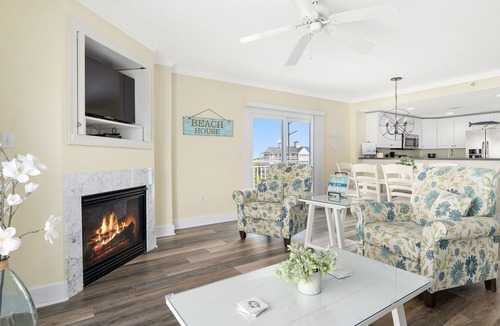 Midtown Ocean City Condo | Perfectly located OCMD family vacation rental 2BR, 2BA, Pool/Hot tub.