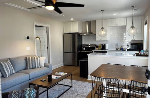Wilmington Historic District Apartment | Pet-friendly 1BR/1BA Historic District carriage house 4 blocks to riverwalk