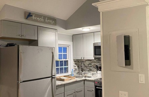 Dennis Port Condo | Pet Friendly, 2 BDR condo across from Glendon Beach!