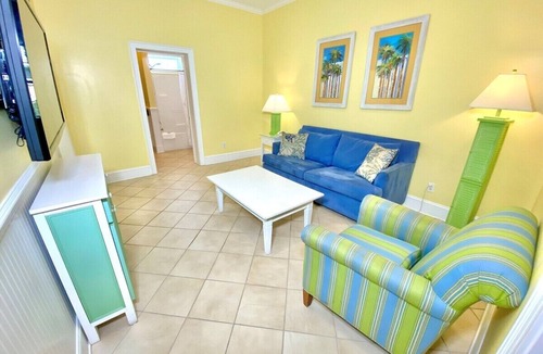 Atlantic Beach Hotel | Pet-friendly, 3 Blocks to Beach, Pool, #501