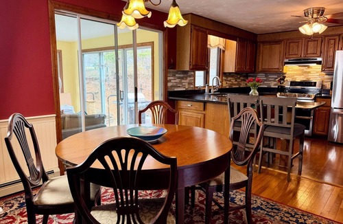 Yarmouth Port House | Pet Friendly, 3 Bedroom, 2.5 Bath Sleeps 7, Yarmouth Port Home. With 2 Kayaks