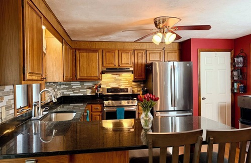 Yarmouth Port House | Pet Friendly, 3 Bedroom, 2.5 Bath Sleeps 7, Yarmouth Port Home. With 2 Kayaks