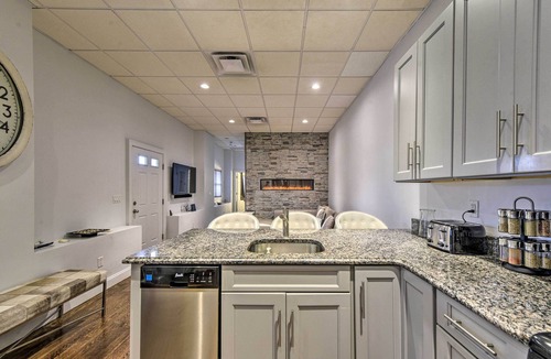 Revere Condo | Pet-Friendly Apartment, 6 Miles to Downtown