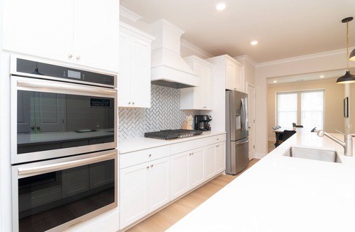 Frankford House | Pet Friendly - Beach Vacation + Pool: 4BR and 3.5BA~6 Beds 11 Guests