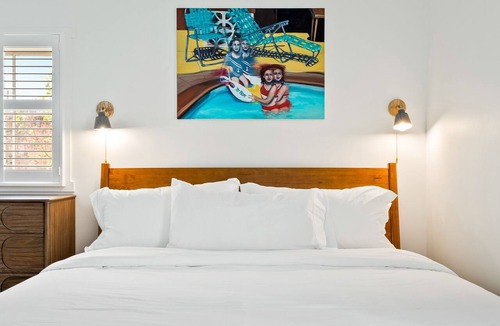 North Downtown Hotel | Pet Friendly Boutique Hotel Room, Walk to Downtown | Rose Jean Room 5