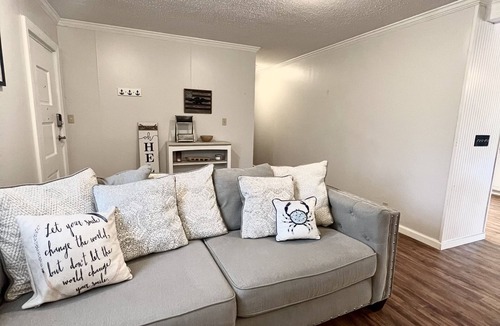 Northwest House | Pet friendly coastal farmhouse in Virginia Beach