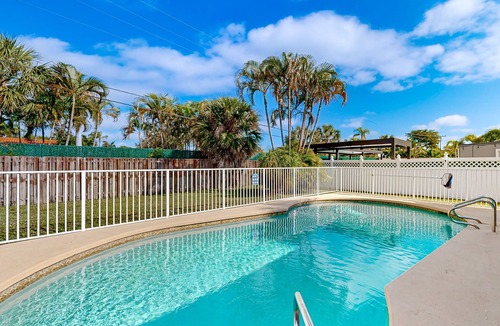 Pompano Isles House | Pet-friendly coastal home w/private pool, AC, W/D, WiF, near attractions