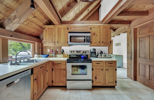 Lewes House | Pet Friendly House! - 31663 Mill Creek Court