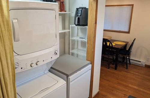 Marion House | Pet-Friendly Retreat; Huge Yard, Sauna, Fire Pit & EV Charger Near Hungry Mother