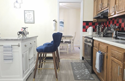 North Chesterfield House | Pet-friendly spacious home with parking! Large deck & close to major attractions