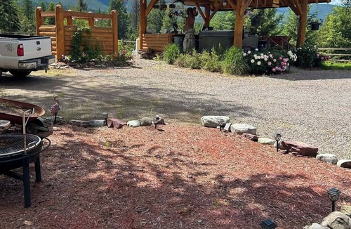 Bigfork Cabin | Picturesque cabin in awesome Swan Valley- Beautiful lakes, mountains