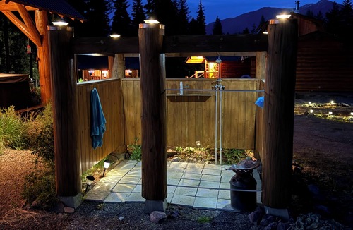 Bigfork Cabin | Picturesque cabin in awesome Swan Valley- Beautiful lakes, mountains