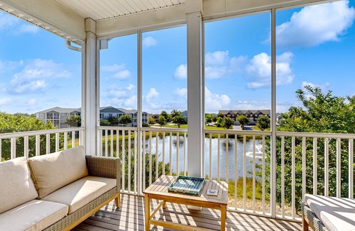 Villages of Five Points Condo | Picturesque Condo w/stunning balcony views, shared pool, dog friendly