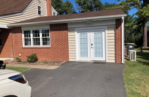 Wilmington Apartment | Pike Creek, Wilmington, 1 bed in tranquil park, near Hospital with fire pit