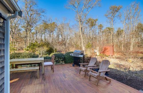 South Chatham House | Ping-Pong & Backyard: Spacious Chatham Retreat