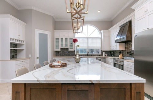 Plantation Villa | Plantation Acres Mansion by RedAwning