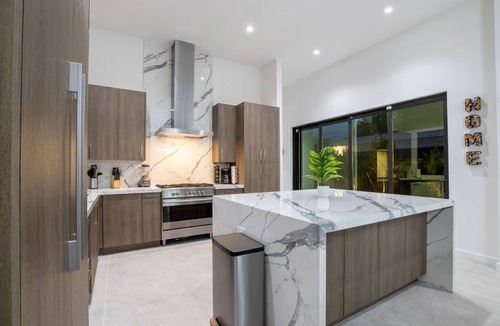 Buena Vista Villa | Pleasing & Chic Villa | Billiards+Terrace w/Grill+Smart TV