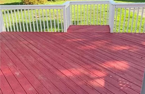 Deepwater House | Plenty of sleeping spaces. all the amenities of home. Great deck for relaxation