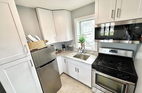 Newbury Apartment | Plum Island Cottage | Easy Beach Access