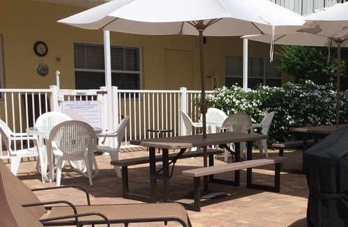 Harbor Village Condo | Pompano Beach Fort Lauderdale Brentwood Condo 10 minute walk to the Beach