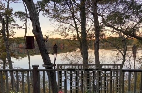 Brewster Cottage | Pondside retreat with hot tub