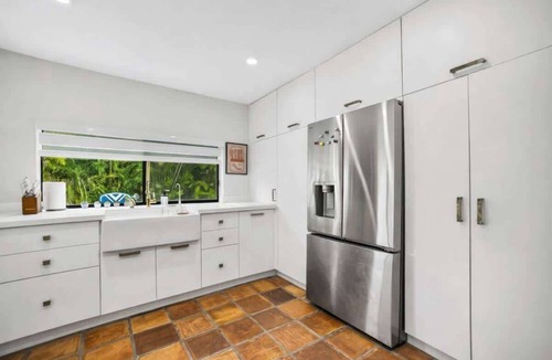 The Hammocks House | Pool * BBQ * Fire pit * Pool Table * TV room