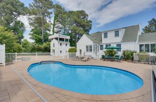 Foster House | Pool, Dock + Rooftop Views! Bohannon Getaway