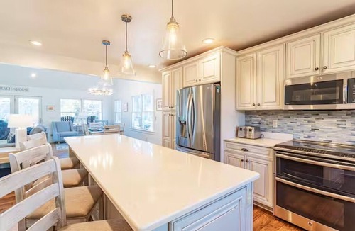 Sea Scape House | Pool + Golf Retreat | Family Escape Near Beach