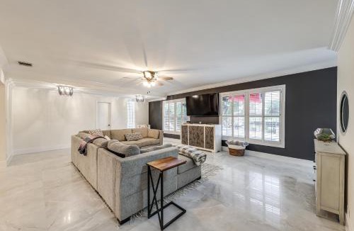 Lighthouse Point House | Pool & Home Theater: Lighthouse Point Home!
