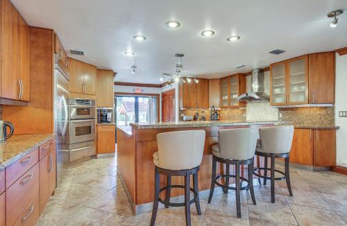 Coral Springs Villa | Pool & Hot Tub: Spacious Villa in Coral Springs!