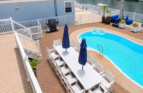Osborn Island House | POOL, ROOF TOP BAR, WATERFRONT, SUNSETS, sleeps12-15, LBI Beach passes,fire pit