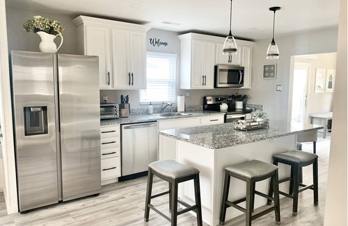 Villas House | POOL/SWIM SPA/HOT TUB! 300 FEET TO SECLUDED BEACH KAYAKS! Bayshore Getaway!