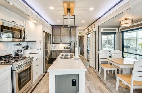 Sandbridge House | Pools, Boat Ramp & More: Cottage in Virginia Beach