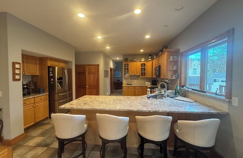 West Barnstable House | PPP Peaceful, private with a pool! House on a Hill in a quiet neighborhood.