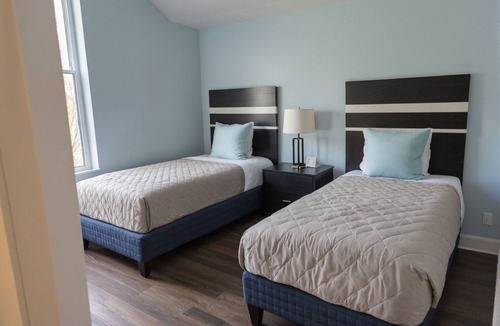 Wilshire Center Apartment | Premier 1BR DTLA Gem near K-Town & Staples